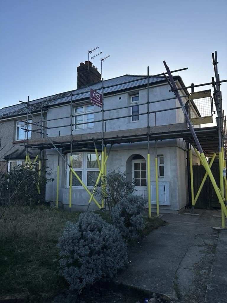 Armstrong Scaffolding domestic scaffold, representative of Oxted and Limpsfield (RH8) work